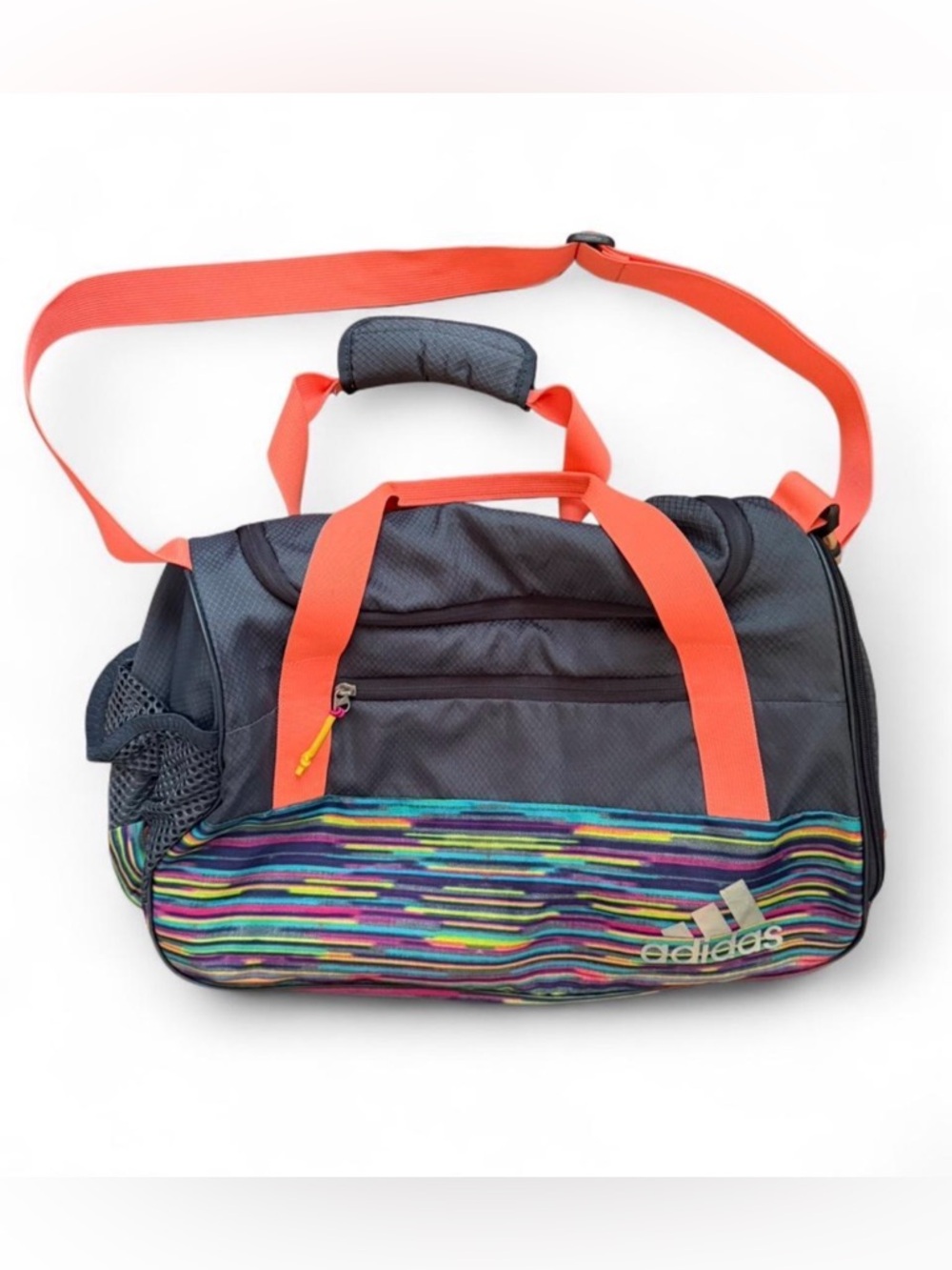 ADIDAS Squad III duffel bag. Tons of storage inside and out. EUC!